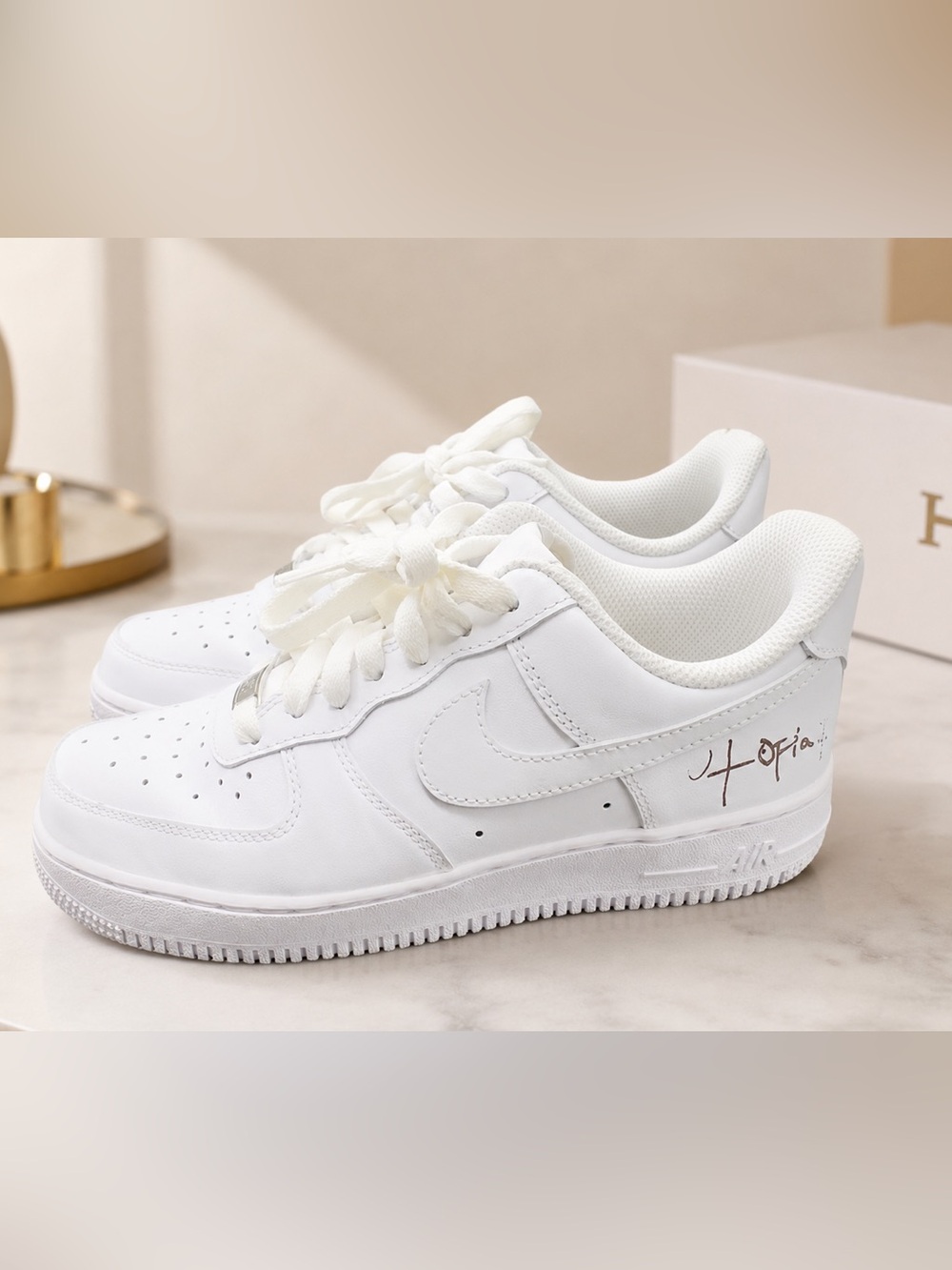 Nike Air Force 1 Travis Scott White “Utopia” Size 7
